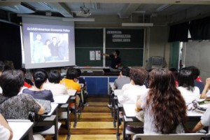 卒業生による講演会