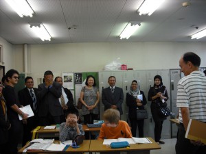 中学部の授業視察の様子