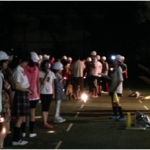 グランドに避難した生徒たち