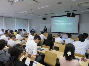 山口弁護士による講演