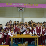 松原小学校（光州）の生徒たち