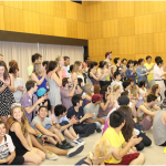 筑波大生とキャストとの交流会の様子